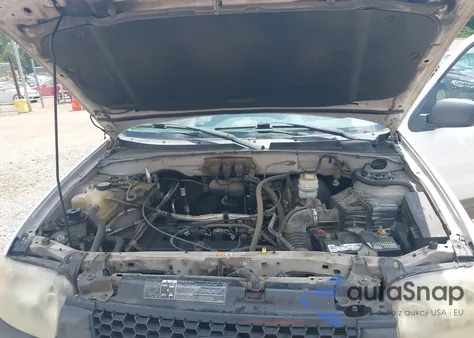 2005 Ford Escape Xls из США, поврежденный, VIN 1FMYU02Z75KB43599